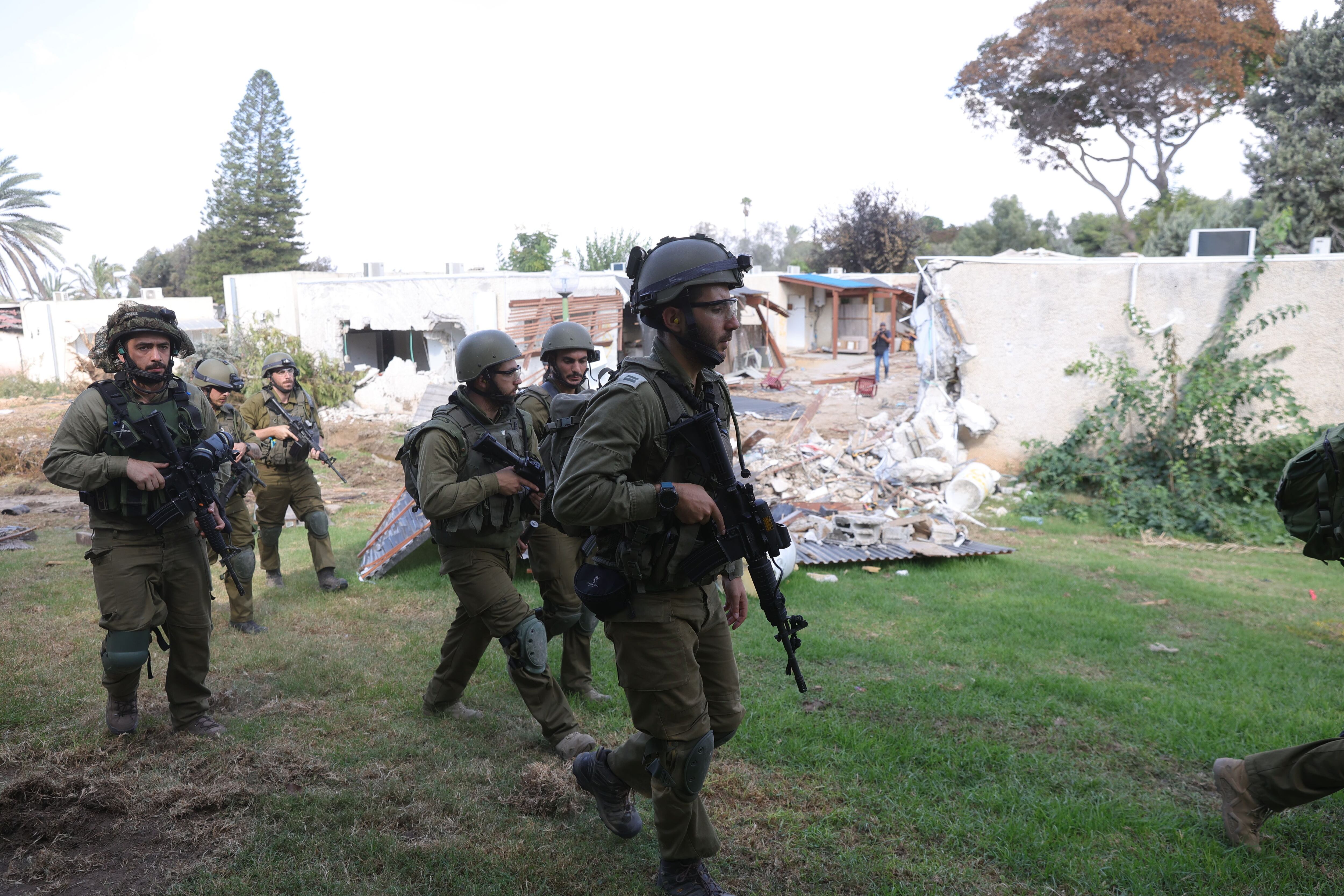 Soldados israelíes en las proximidades de la frontera  con Gaza. EFE/EPA/ABIR SULTAN

