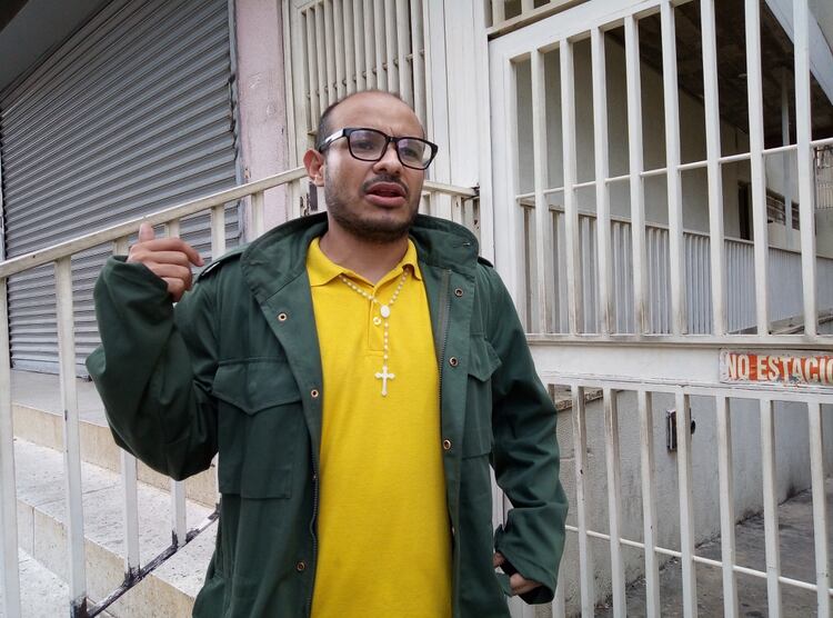 Carlos Julio Rojas: “Los vecinos siguen alerta” (Foto: Elizabeth Ostos)