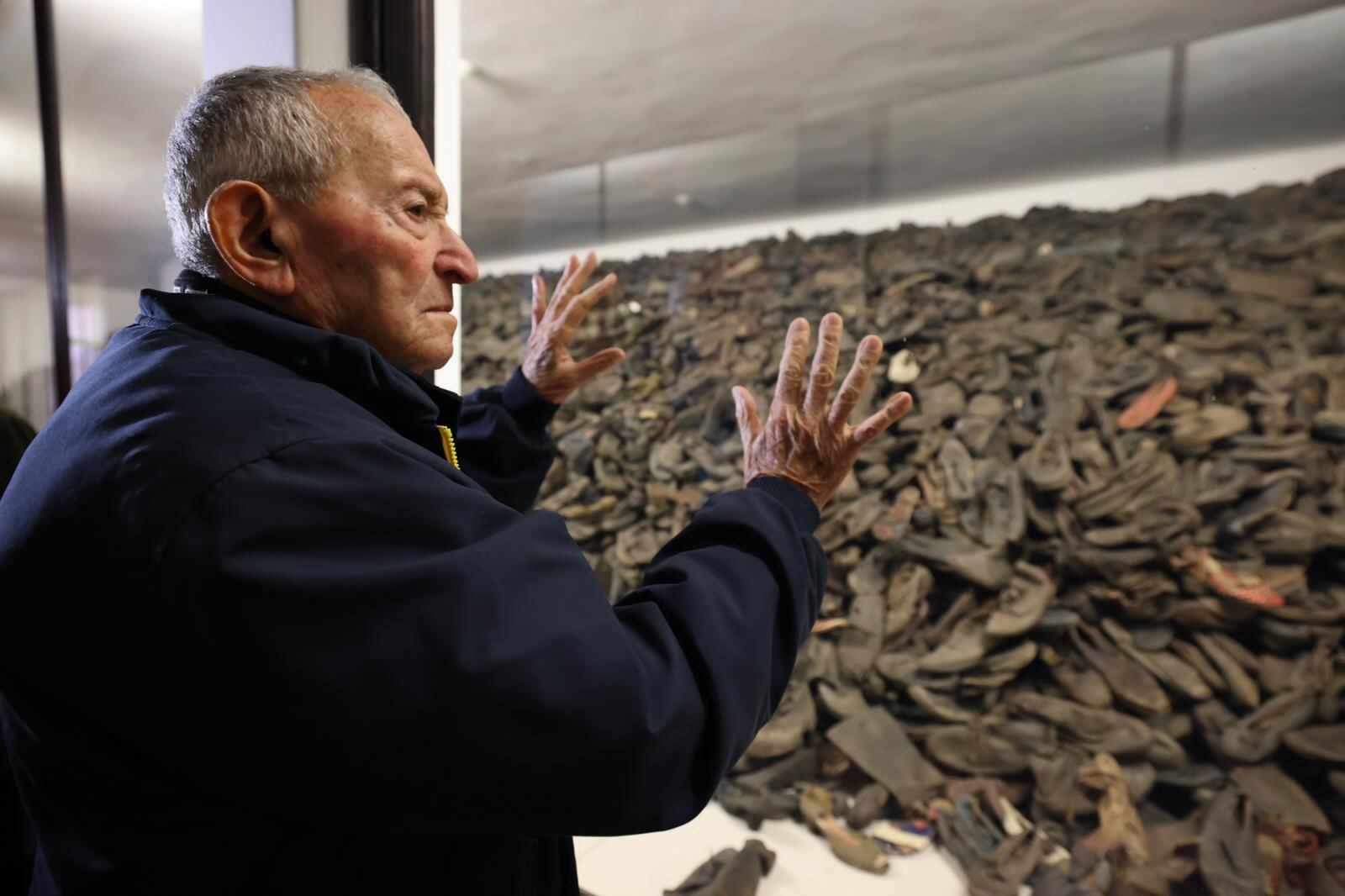 "Preservando los Zapatos" en el Museo de Auschwitz