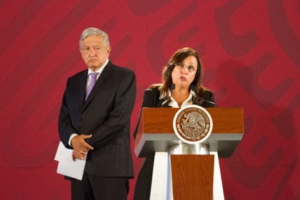 La Sener, liderada por Rocío Nahle, ha recibido varios golpes legales en contra de sus acuerdos, decretos y programas (Foto: Cuartoscuro)