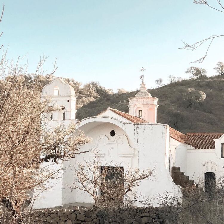 El ícono arquitectónico más reconocido es su capilla, construida en el 1730 como oratorio de la Estancia Santa Gertrudis, fue declarada Monumento Histórico Nacional en la década del cuarenta (@youlovetotravel)