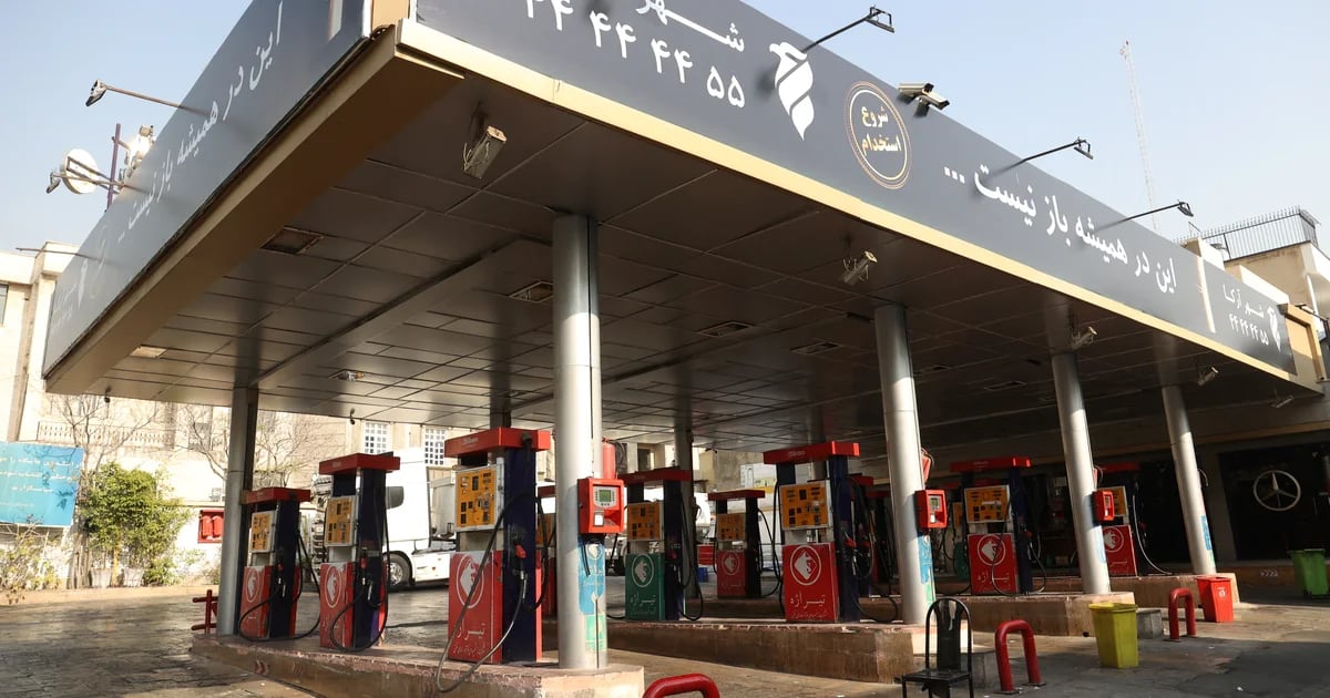 Attacco informatico in Iran: il 70 per cento dei distributori di benzina ha smesso di funzionare
