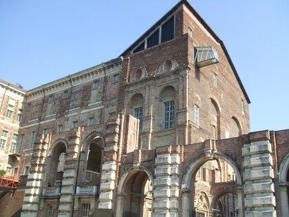 El Castello di Rivoli aloja la colección del Cerruti (shutterstock)