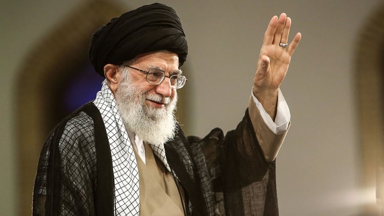 El ayatolá Ali Khamenei, líder supremo de Irán (AFP)