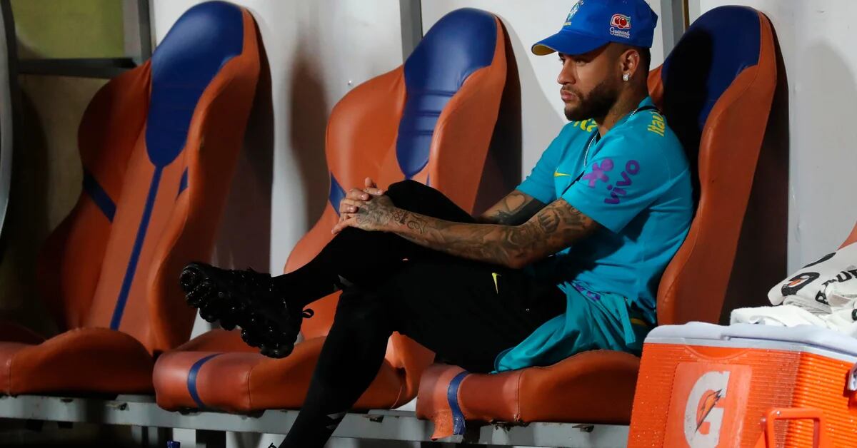 Inquiétudes en France au sujet des propos de Neymar sur son avenir : pourquoi il en « en a marre » et l’influence qu’ils attendent de Messi