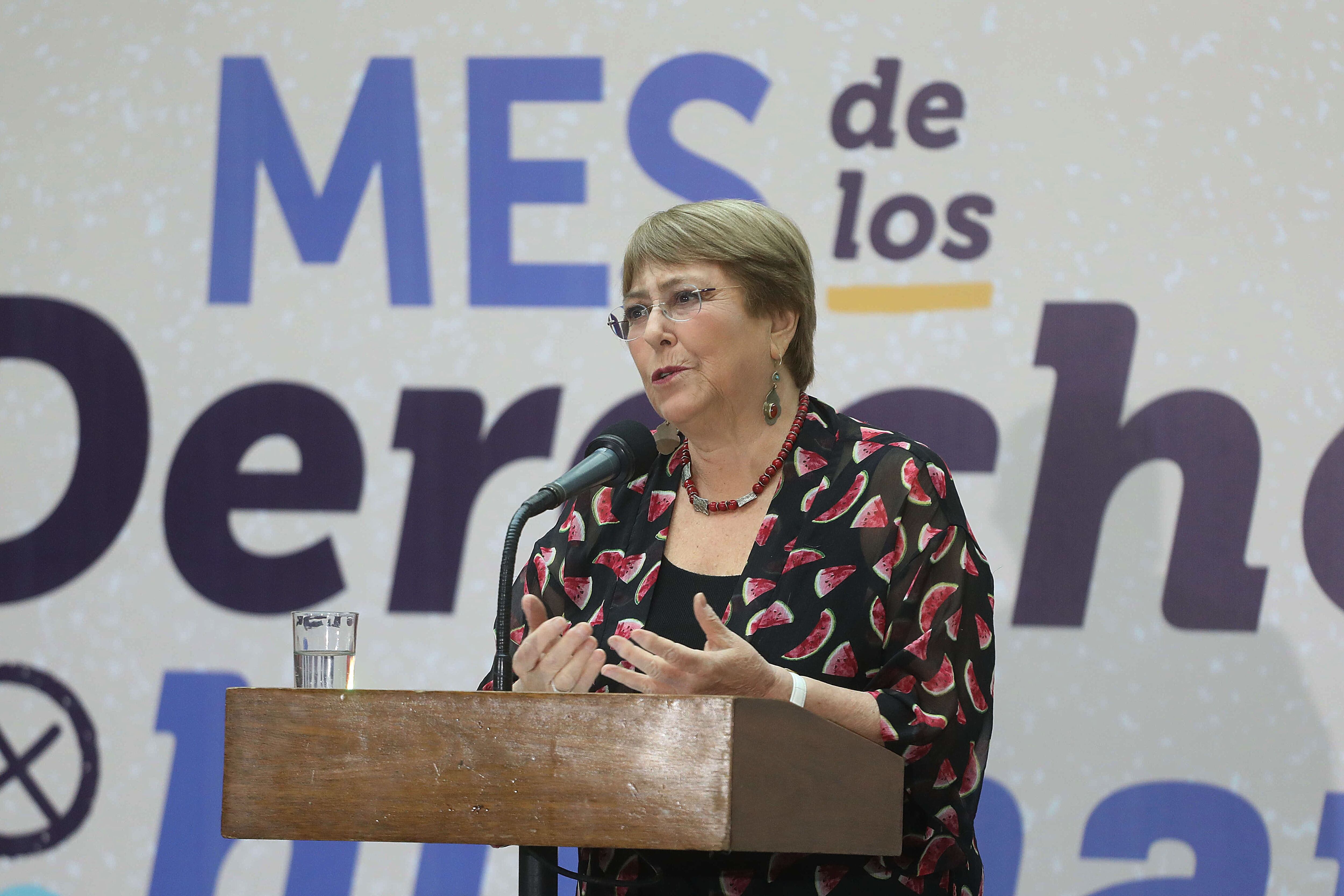 En la última semana la ex presidenta Bachelet tomó protagonismo, lo que le ha significado críticas desde la oposición. 