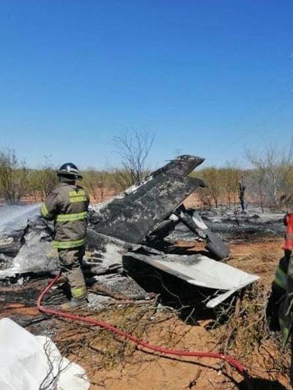 Al lugar llegaron Bomberos, elementos de la policía, la Cruz Roja y la Semefo (Foto: Twitter/coleccionsonora)