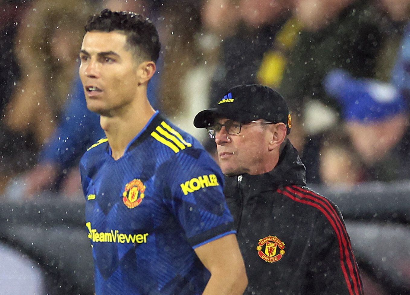 La relación entre Cristiano Ronaldo y el DT Rangnick no sería la mejor en Manchester (Reuters/Carl Recine)