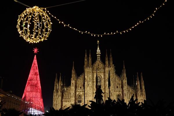 El Duomo Square se prepara para recibir la Navidad