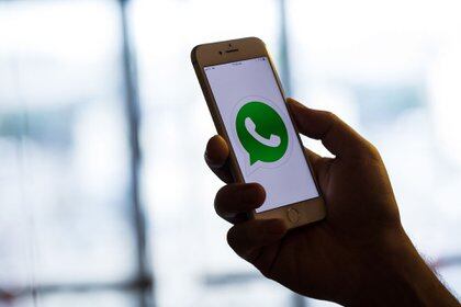 WhatsApp no puede ver tus mensajes privados o escuchar tus llamadas; tampoco Facebook (Foto: Jason Alden/Bloomberg)