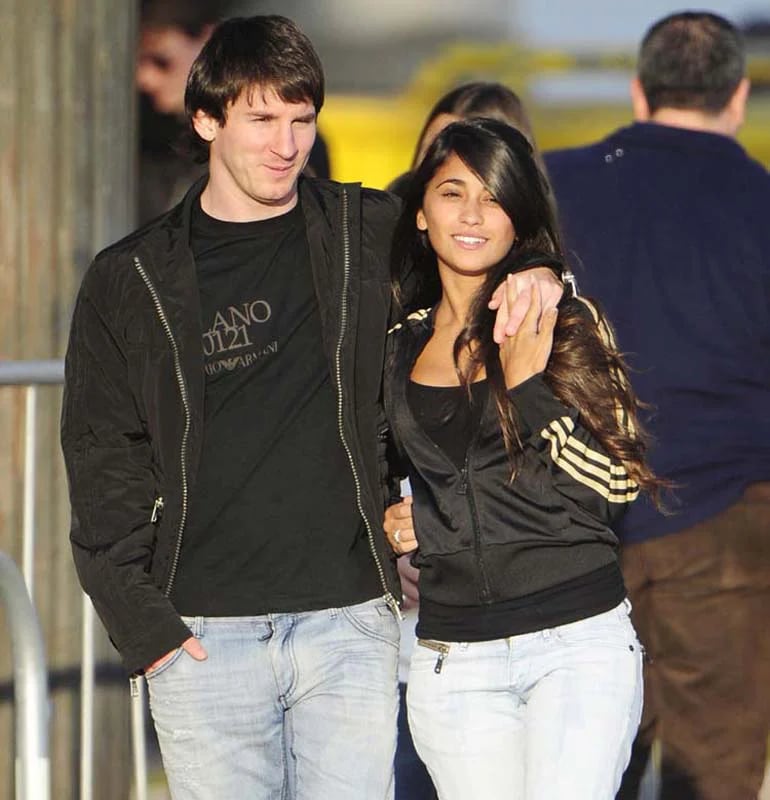 La primera imagen de Lionel Messi y Antonella Roccuzzo como novios