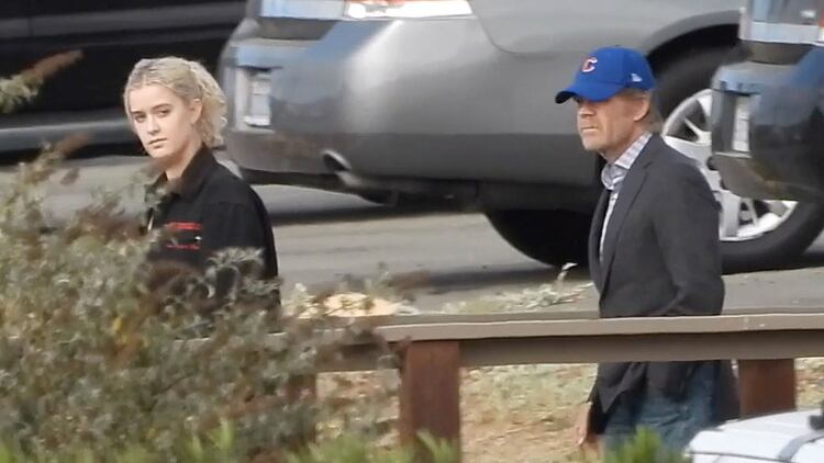 La actriz recibió la visita de su esposo, el actor William H. Macy, y su hija menor, Georgia Grace Macy. (Grosby Group)