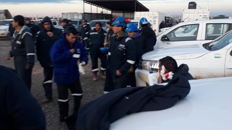 Imágenes del enfrenteamiento entre dos facciones de la UOCRA en Neuquén