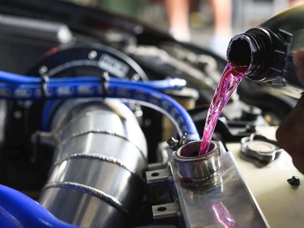 Noticias, Qué es el líquido refrigerante y por qué es importante para tu  auto