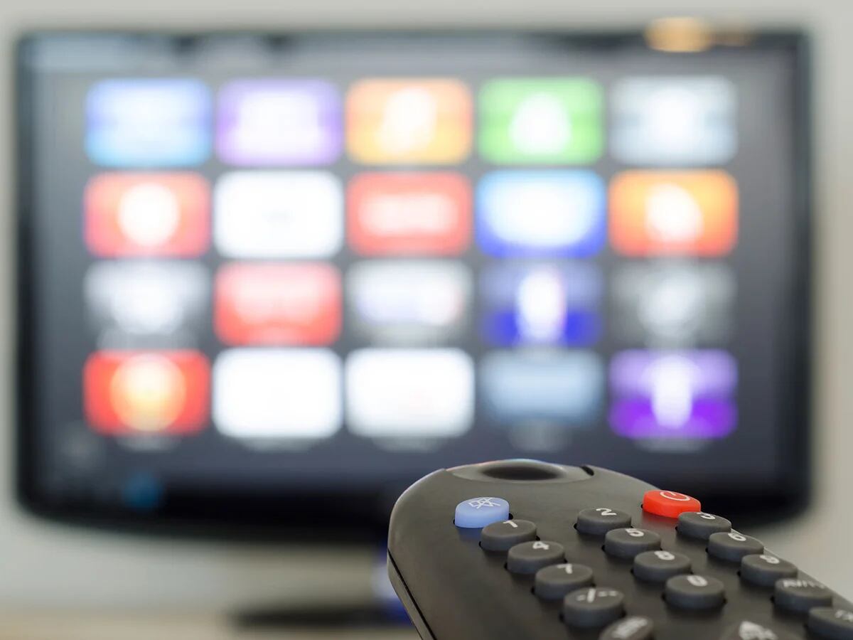 5 dispositivos de reproducción en streaming para transformar tu viejo  televisor en una Smart TV