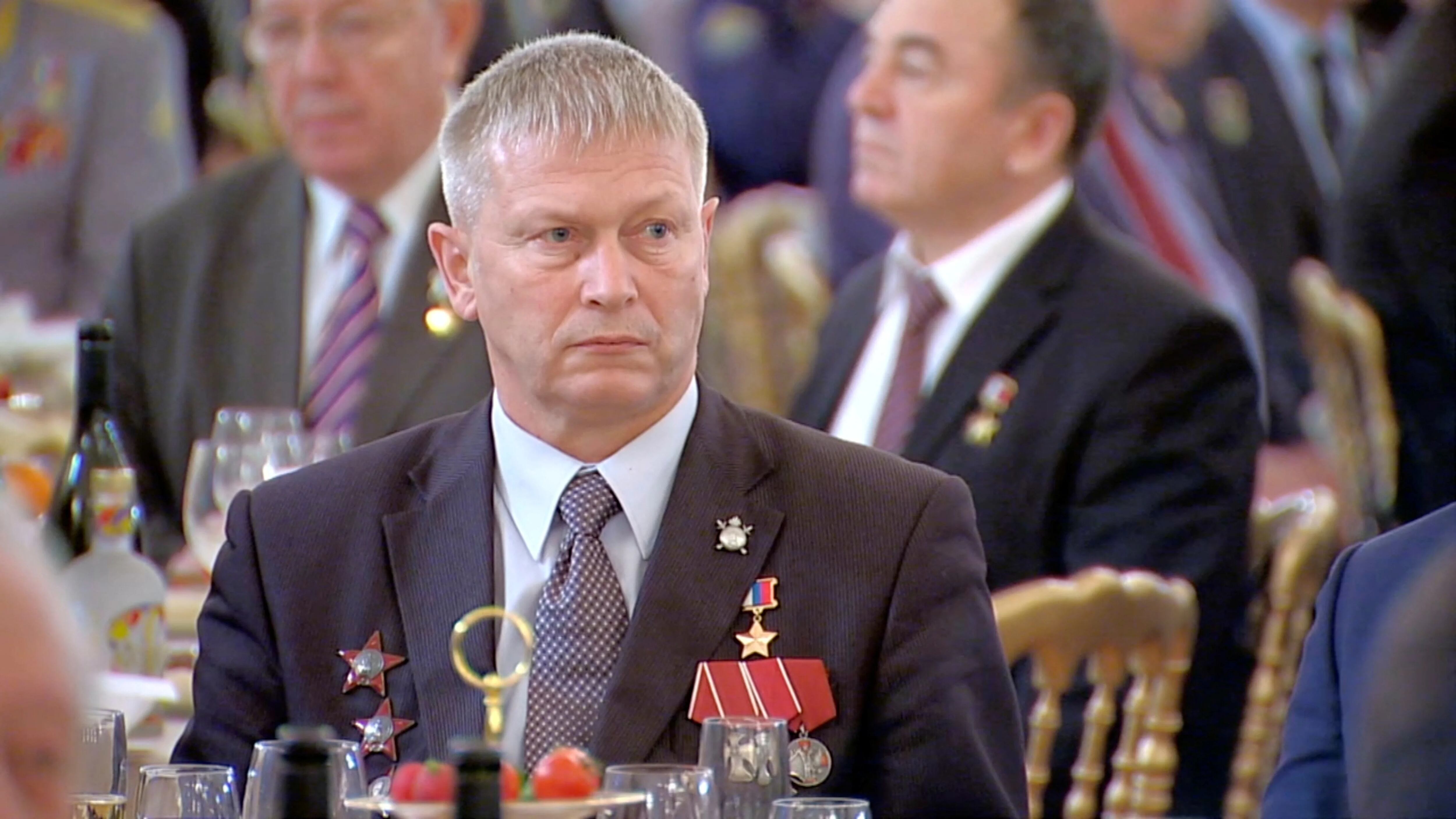 Andrei Troshev, uno de los máximos comandantes de los mercenario de Wagner conocido bajo el seudónimo de "Sedoi", durante una cena en el Kremlin. (Kremlin.ru/Handout via REUTERS) 