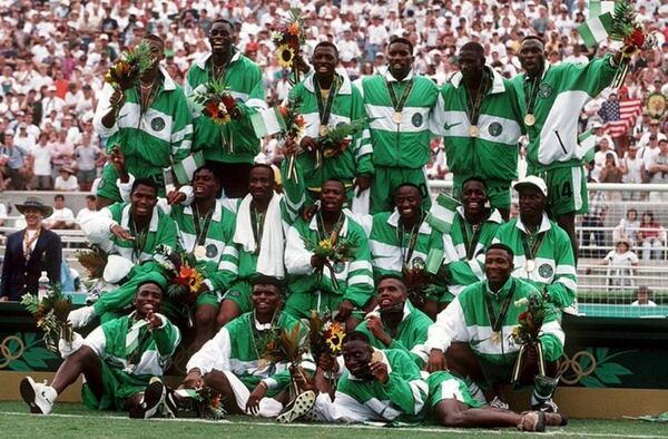 La selección de Nigeria que ganó la medalla de oro en Atlanta ’96. En ese equipo brillaban Okocha, Amunike y Kanu