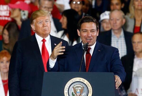 Ron DeSantis fue apadrinado por el presidente Donald Trump. (AP Photo/Butch Dill, File)