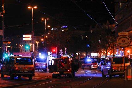 Seis ataques terroristas coordinados en Viena: al menos cuatro muertos y 14  heridos - Infobae