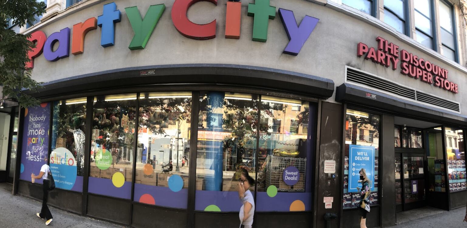 Party City, el gigante de artículos para fiestas, anunció su cierre definitivo tras casi 40 años en el mercado - Infobae