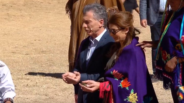 Macri y Awada en el homenaje a la Pachamama, en la puna jujeña.