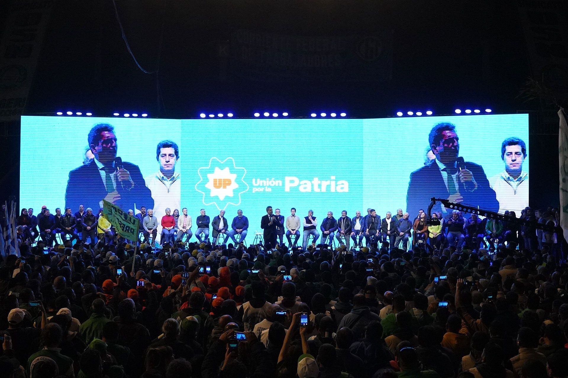El acto de Sergio Massa con dirigentes sindicales (Foto: Franco Fafasuli)
