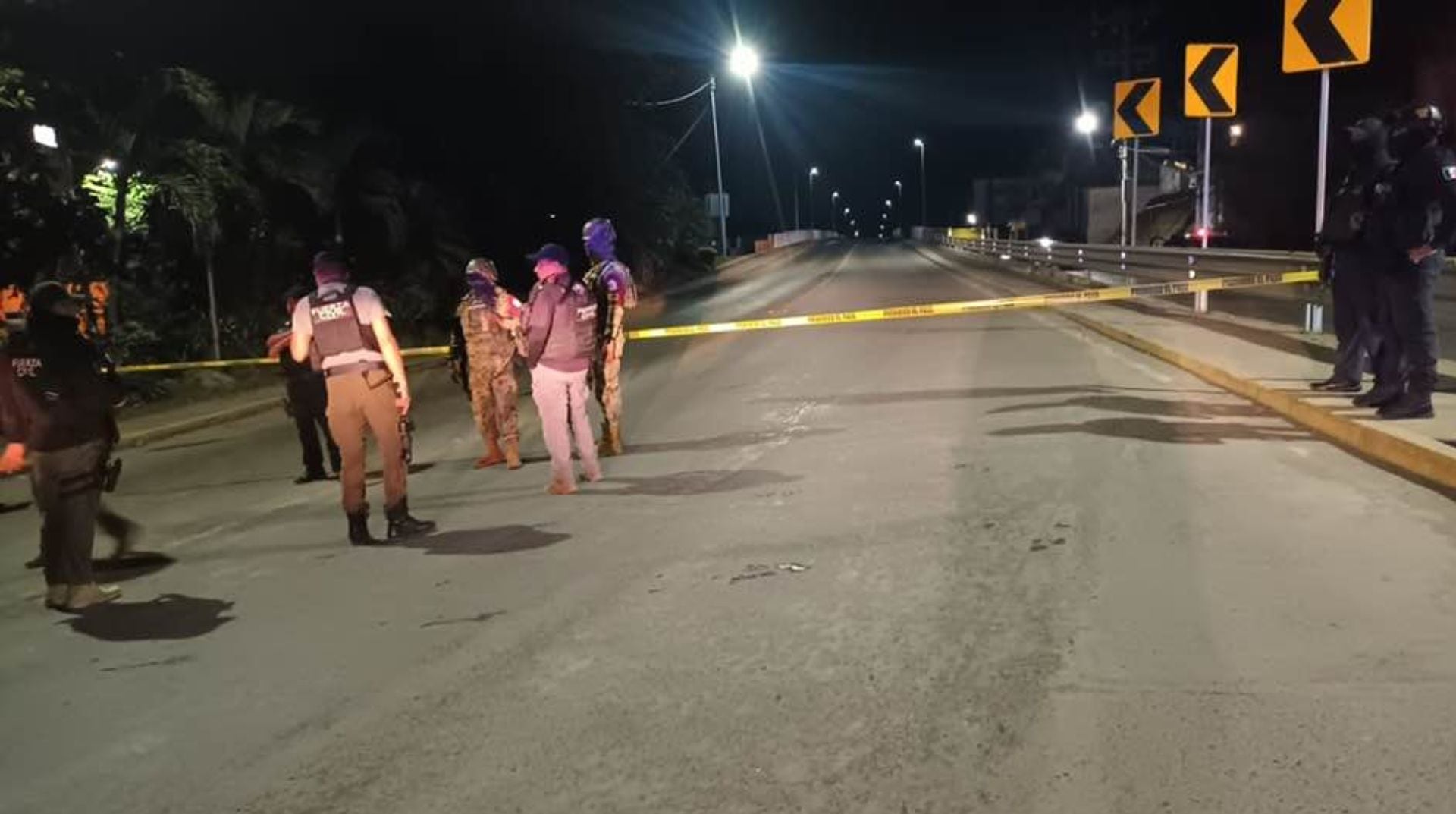 Terror en Veracruz: abandonan cuatro cuerpos frente a letras turísticas de Tuxpan - Infobae