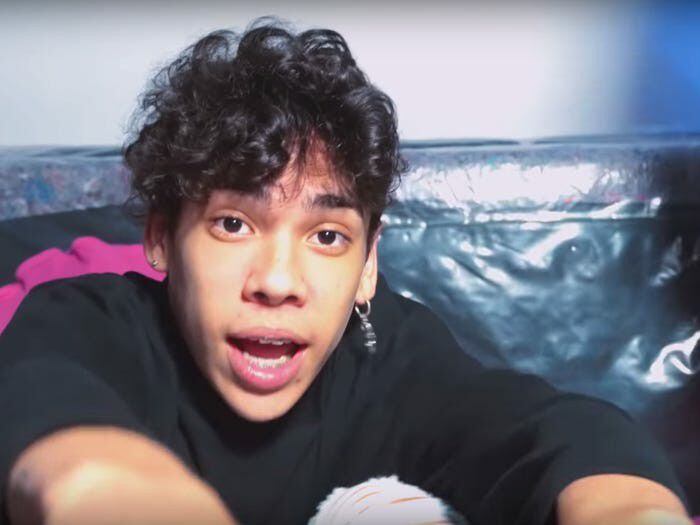 Jay Croes (20) es uno de los hermanos Croes Bros. Los dos crecieron en Aruba, donde la vida era “pura y simple”, luego comenzaron a aumentar su base de fans en Musical.ly en 2015 (Youtube)