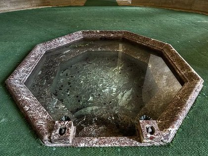 Versalles bañera octogonal de la amante de Luis XIV