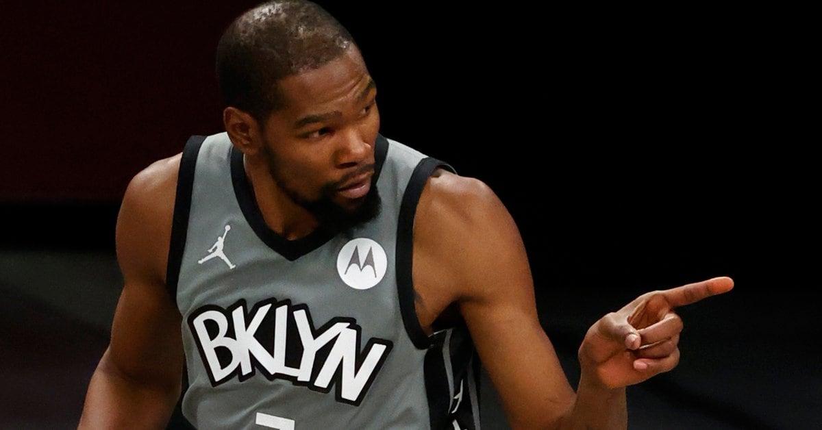 Kevin Durant apologized after his homophobic and misogynistic messages to former Friends actor Michael Rapaport