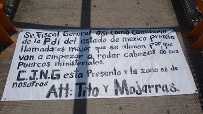 En junio pasado, el Mojarras dejó dos lonas con amenazas a funcionarios (Foto: Twitter@FiscalEdomex)