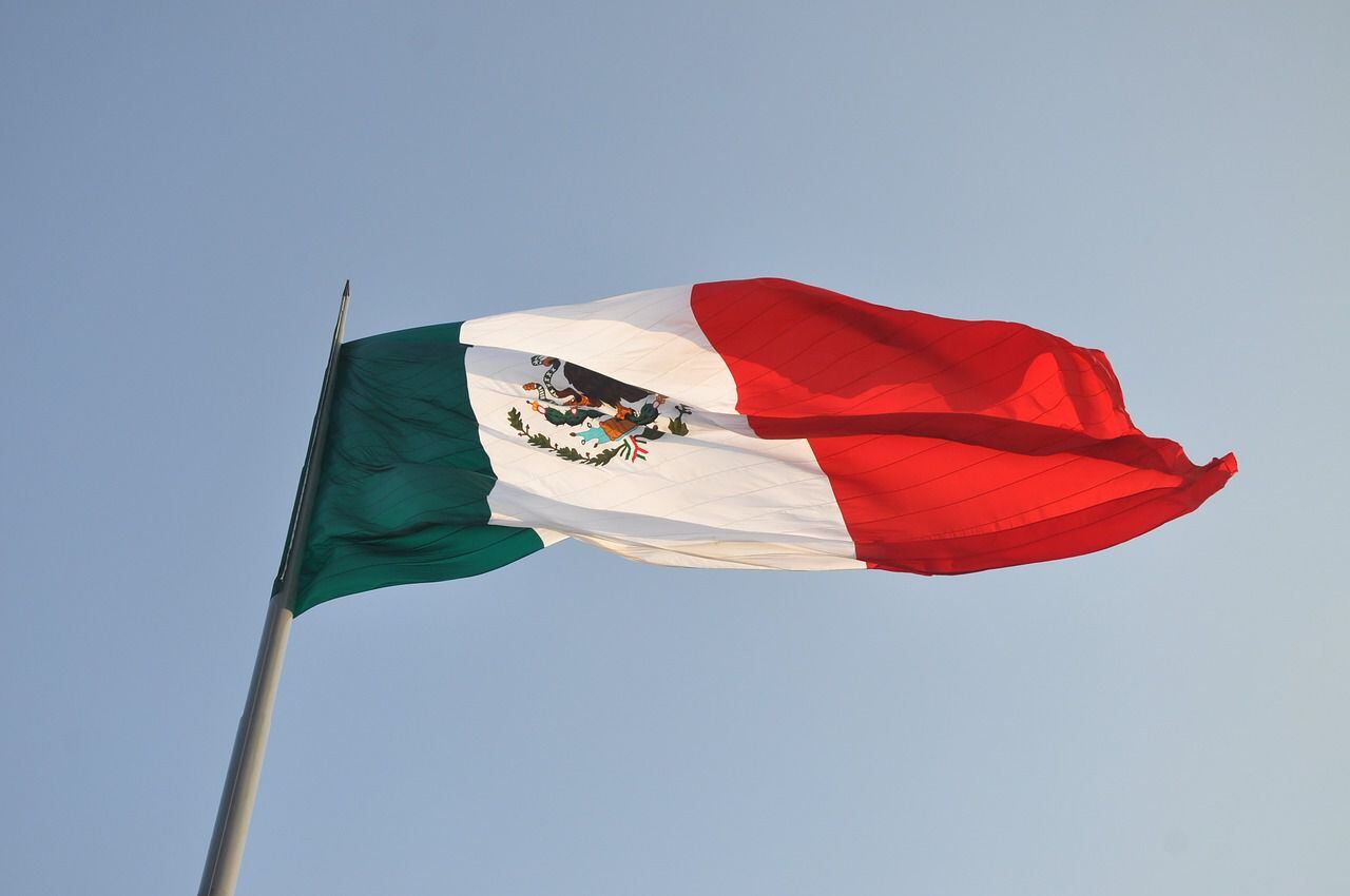 Bandera de México-Colombia