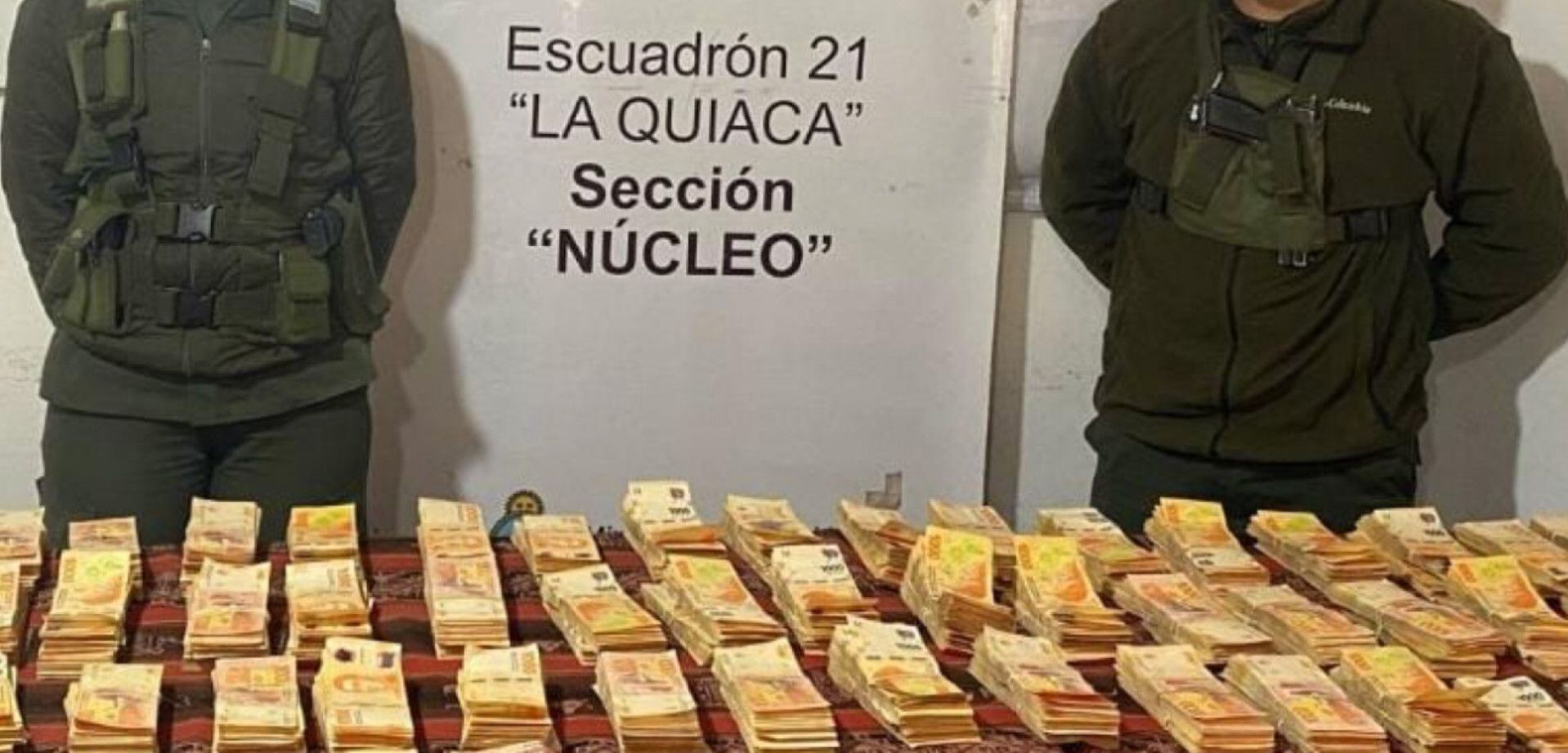 Gendarmería encontró más de $10 millones ocultos en la mochila de un hombre en Jujuy (GNA)