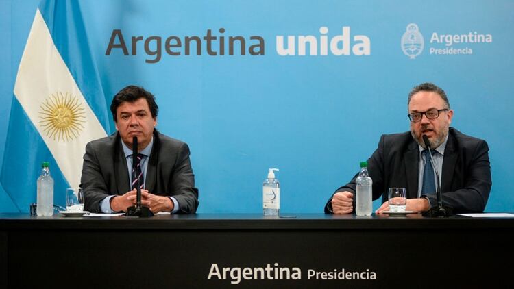 El ministro de Trabajo Claudio Moroni y el ministro de Desarrollo Productivo Matías Kulfas