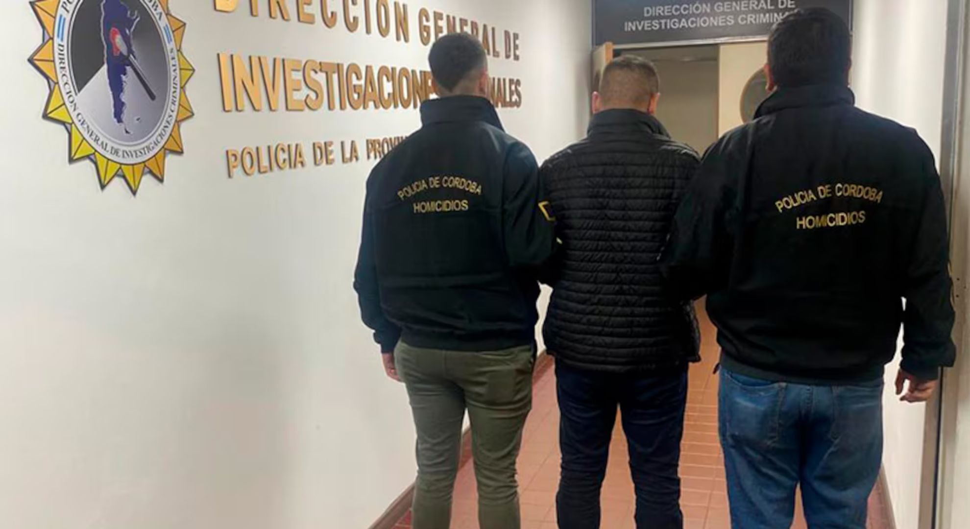 noveno detenido por el crimen del preso en el penal de Bouwer de Córdoba