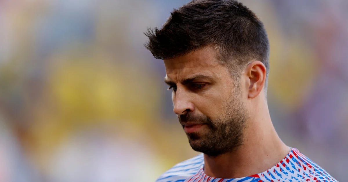They surprise Pique very seriously during his reunion with his children in Barcelona