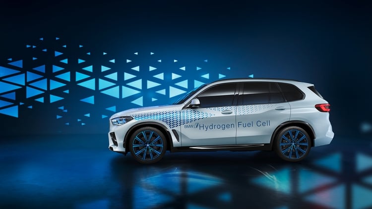 BMW planea lanzar el primer SUV de hidrógeno en 2022: será una edición limitada del X5.