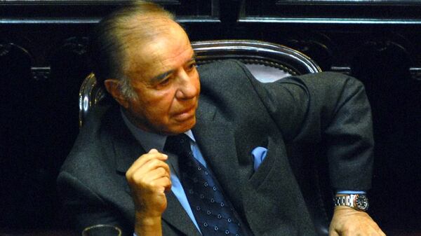 La fiscalía pidió cuatro años para Menem (DyN)