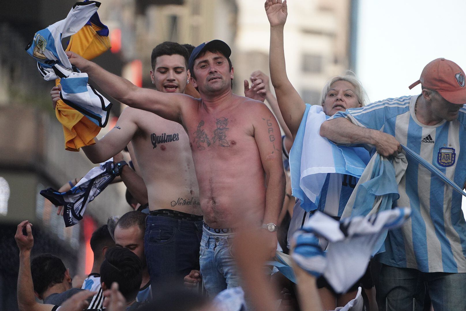 La emoción de los presentes luego del triunfo argentino en Qatar