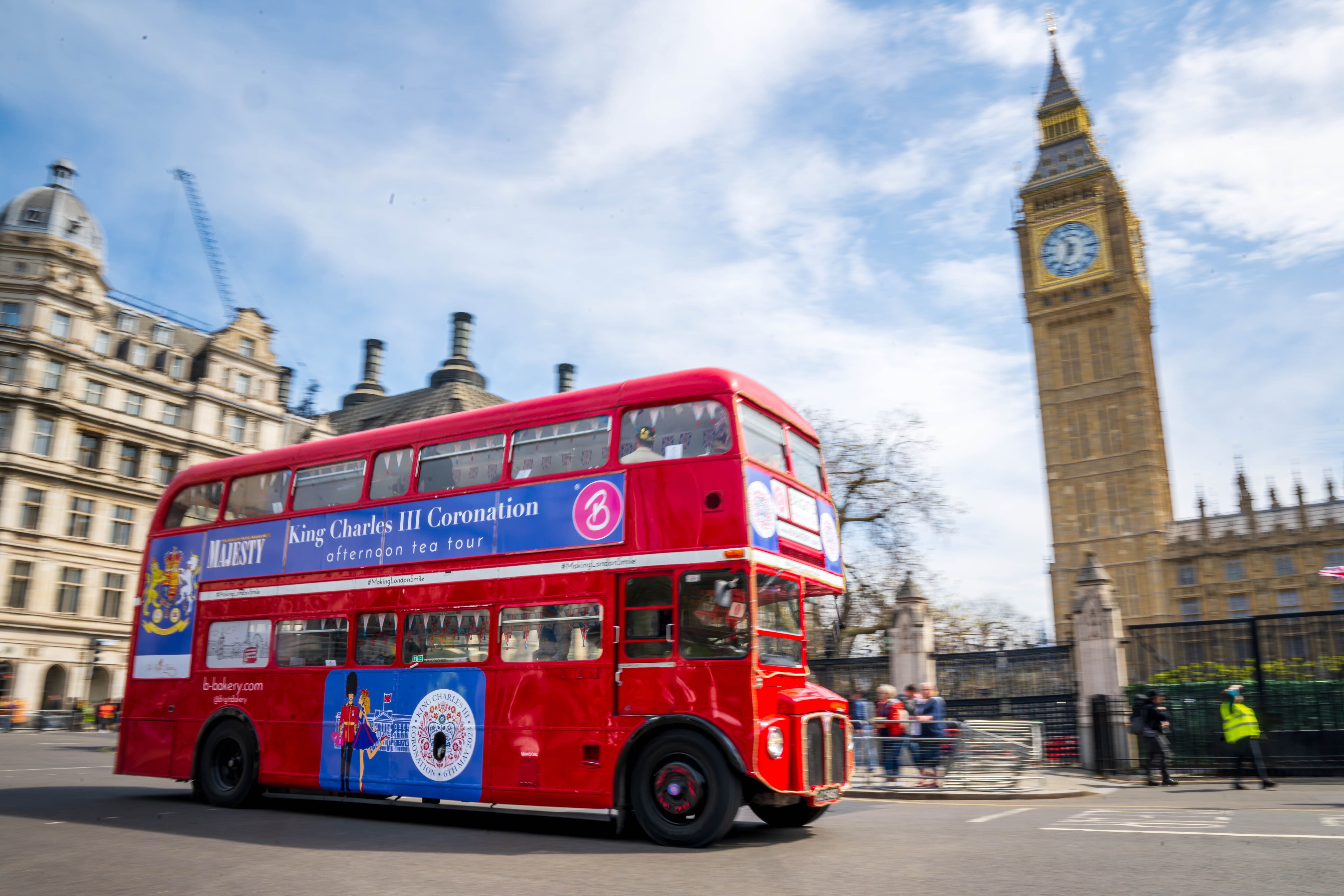 04/05/2023 04 May 2023, United Kingdom, London: "King Charles Coronation" is written on a double-decker bus driving past Big Ben, ahead of the coronation of King Charles III and the the Queen Consort on May 6. Photo: Sina Schuldt/dpa
POLITICA INTERNACIONAL
Sina Schuldt/Dpa
