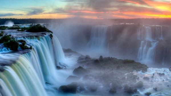 IguazÃº y sus Cataratas fueron declaradas como una de las Siete Maravillas Naturales del mundo, y como Patrimonio de la Humanidad en 1984 por la UNESCO (Shutterstock)