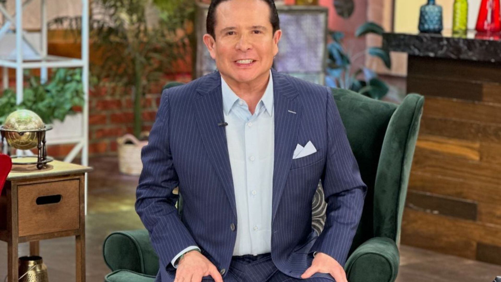 Gustavo Adolfo Infante es el titular de 'De Primera Mano', el programa de espectáculos más importante de Imagen Televisión.