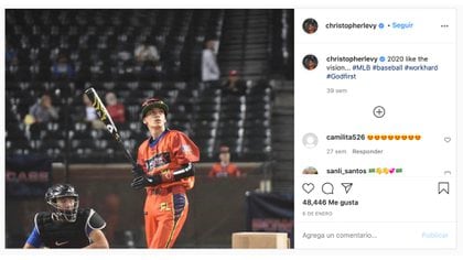 Christopher Levy durante un partido de bésibol.  (Foto: Instagram@christopherlevy)
