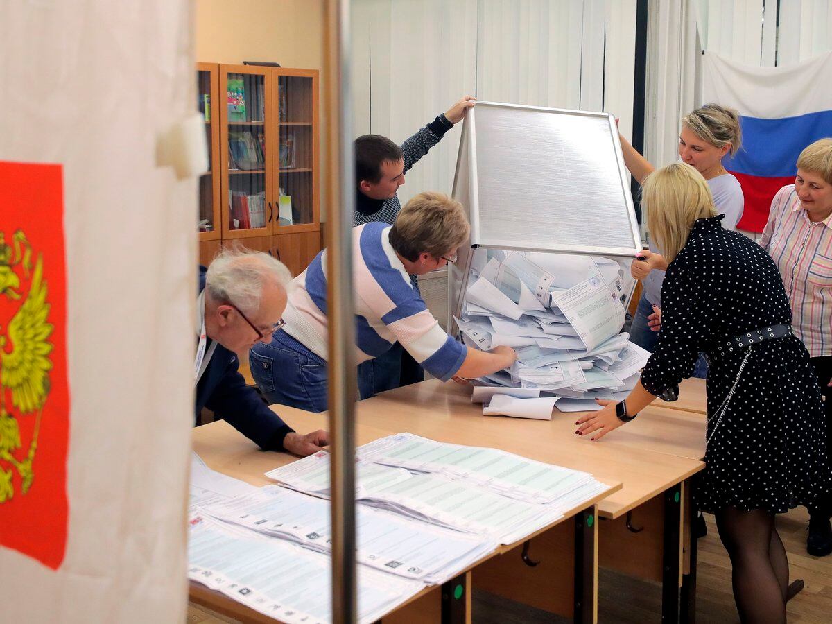 Rusia Unida roza mayoría constitucional en Duma tras un tercio del  escrutinio - Infobae