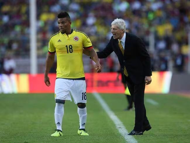 José Néstor Pékerman ya dirigió a Frank Fabra en la selección Colombia - crédito Getty Images.
