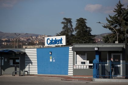 El exterior de la planta de Catalent, donde supuestamente se encontraron millones de dosis de la vacuna de AstraZeneca en Anagni, Italia, el 24 de marzo de 2021. REUTERS / Yara Nardi