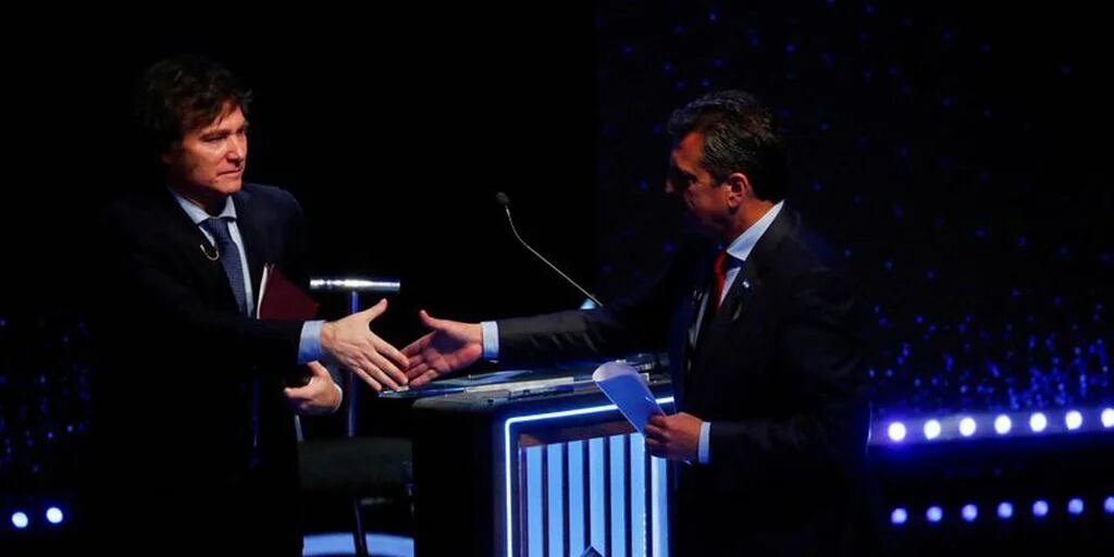 Quiénes son los cuatro periodistas que moderarán el debate presidencial previo al balotaje