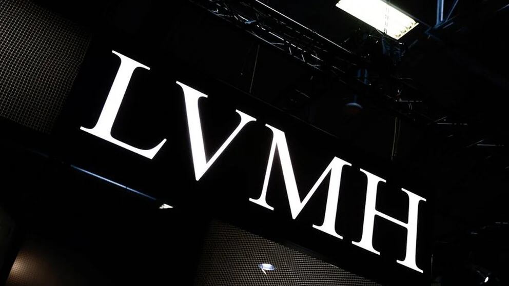 Christian Cueva hace compras en Louis Vuitton y tienda cierra sus