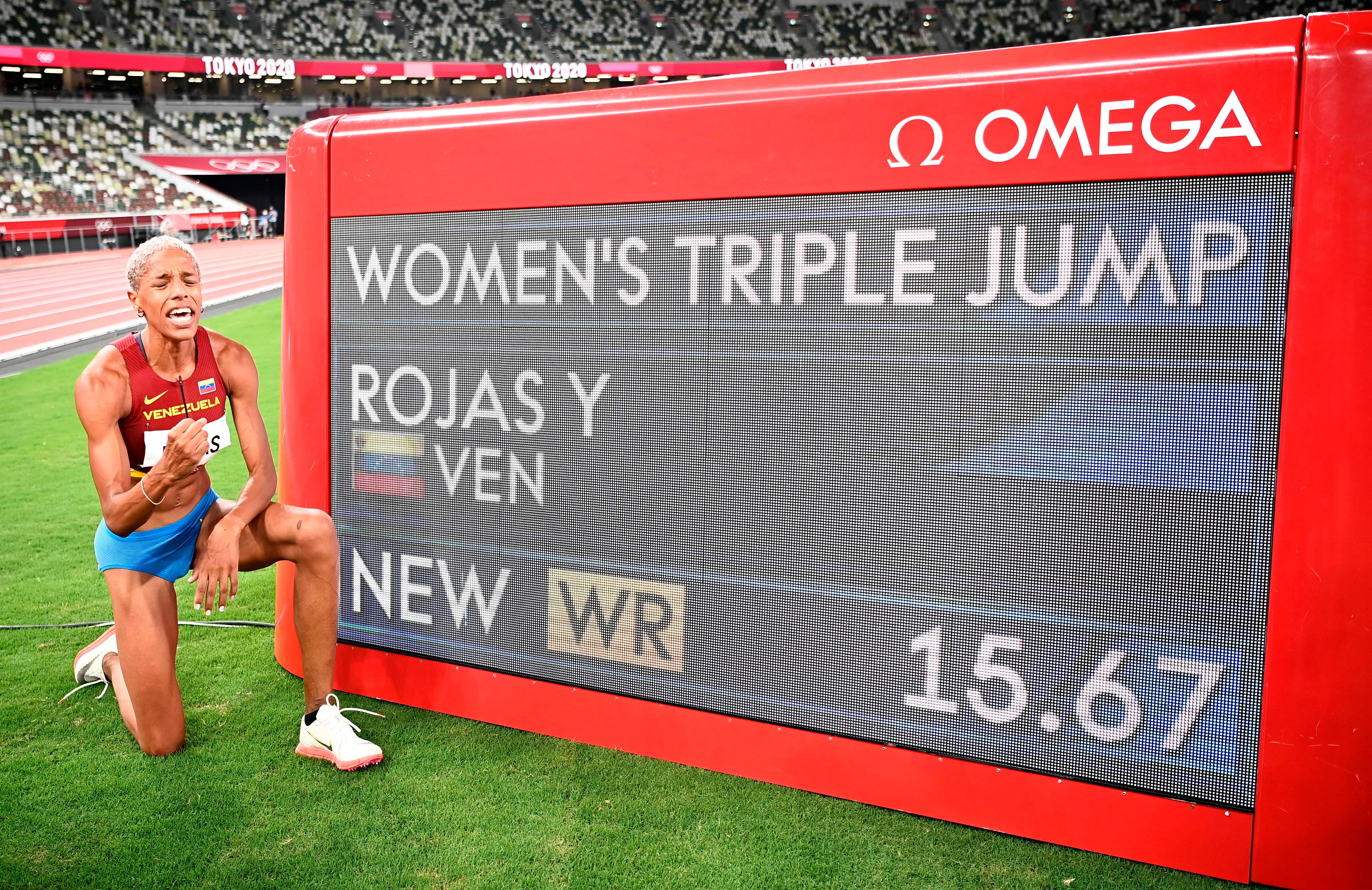 Yulimar Rojas ganó el oro con nuevo récord mundial (EFE/EPA/CHRISTIAN BRUNA)