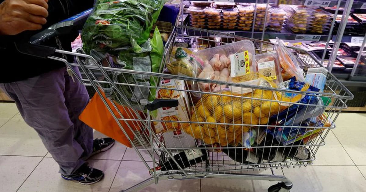 Inflation in France unexpectedly climbs to 7.2% in February